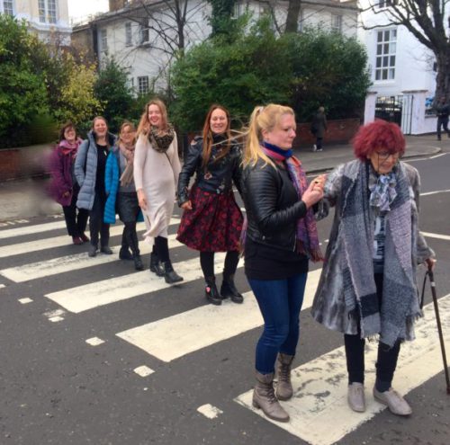 Das Team von San Esprit auf der berühmten Abbey Road