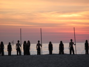 Tanztheater am Strand von Glenelg in Adelaide